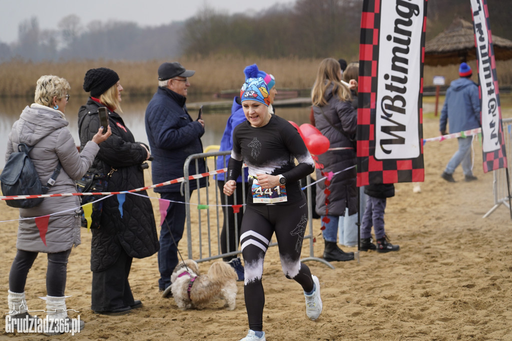 Bieg WOŚP na plaży miejskiej w Rudniku – relacja