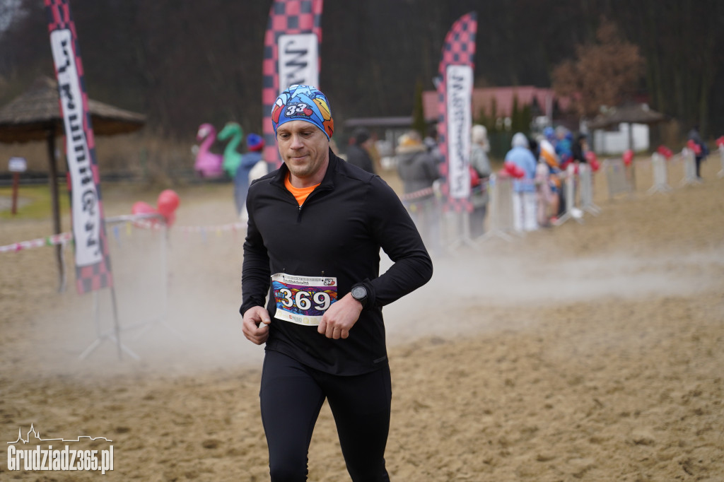 Bieg WOŚP na plaży miejskiej w Rudniku – relacja