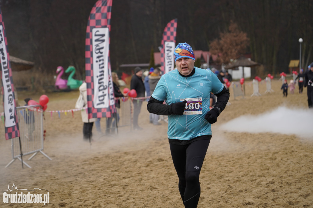 Bieg WOŚP na plaży miejskiej w Rudniku – relacja