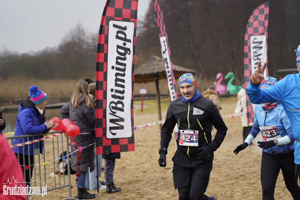 Bieg WOŚP na plaży miejskiej w Rudniku – relacja