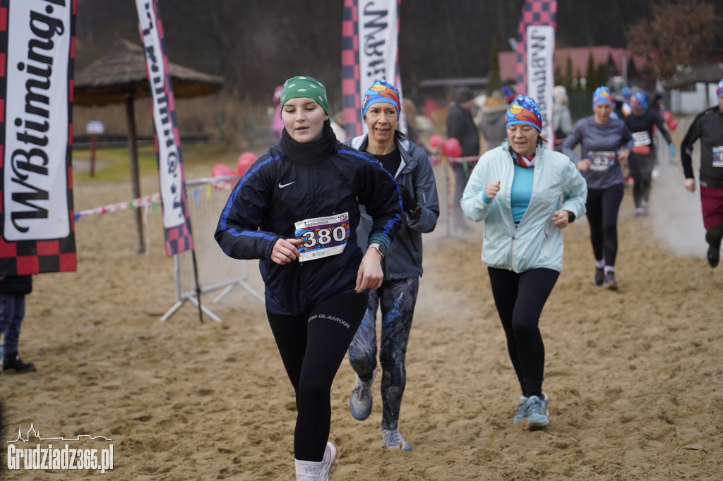 Bieg WOŚP na plaży miejskiej w Rudniku – relacja