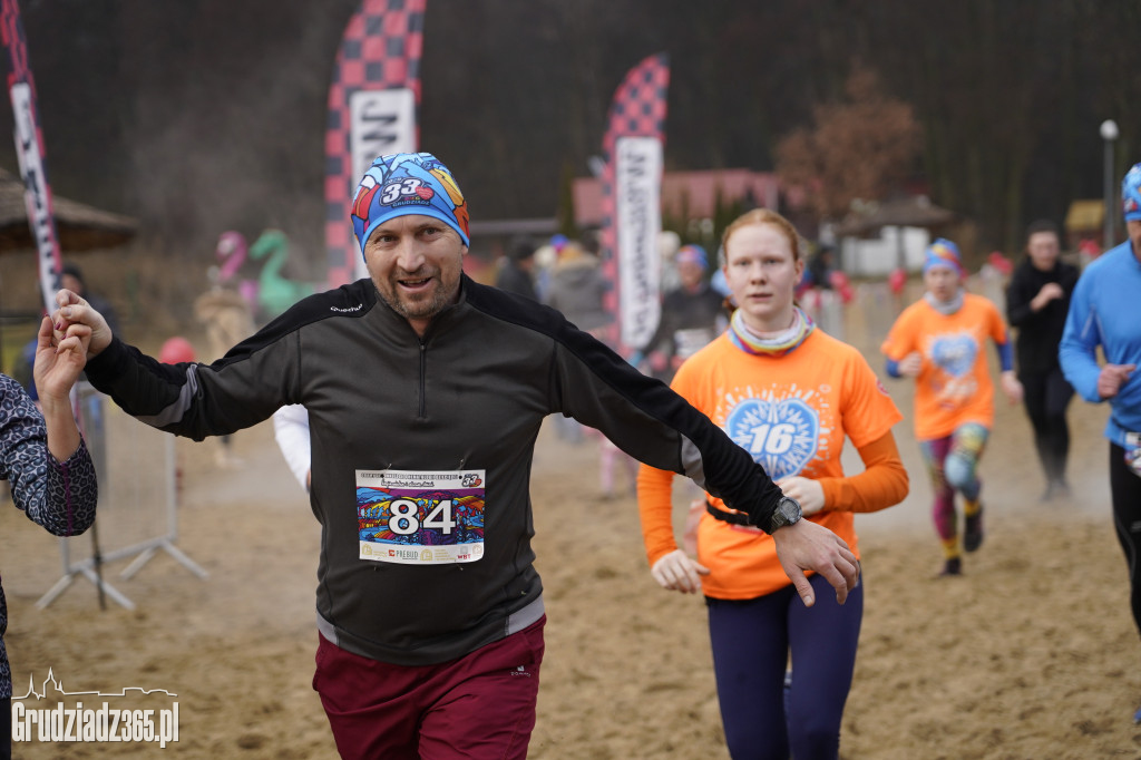 Bieg WOŚP na plaży miejskiej w Rudniku – relacja