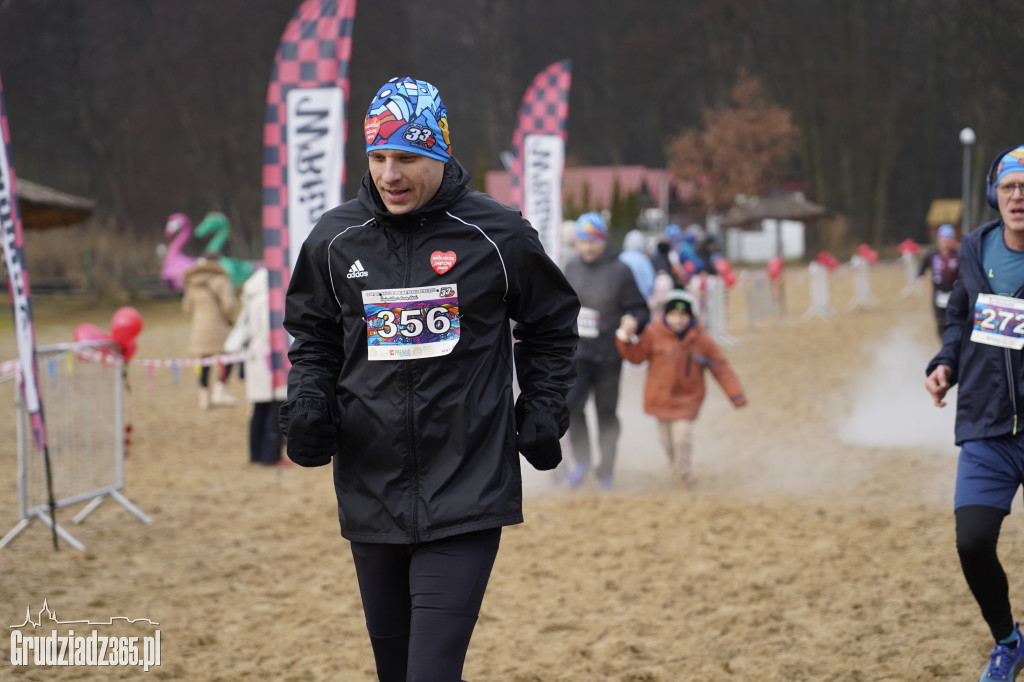 Bieg WOŚP na plaży miejskiej w Rudniku – relacja