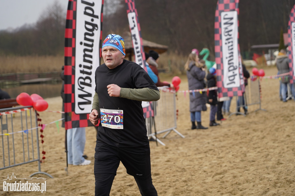 Bieg WOŚP na plaży miejskiej w Rudniku – relacja