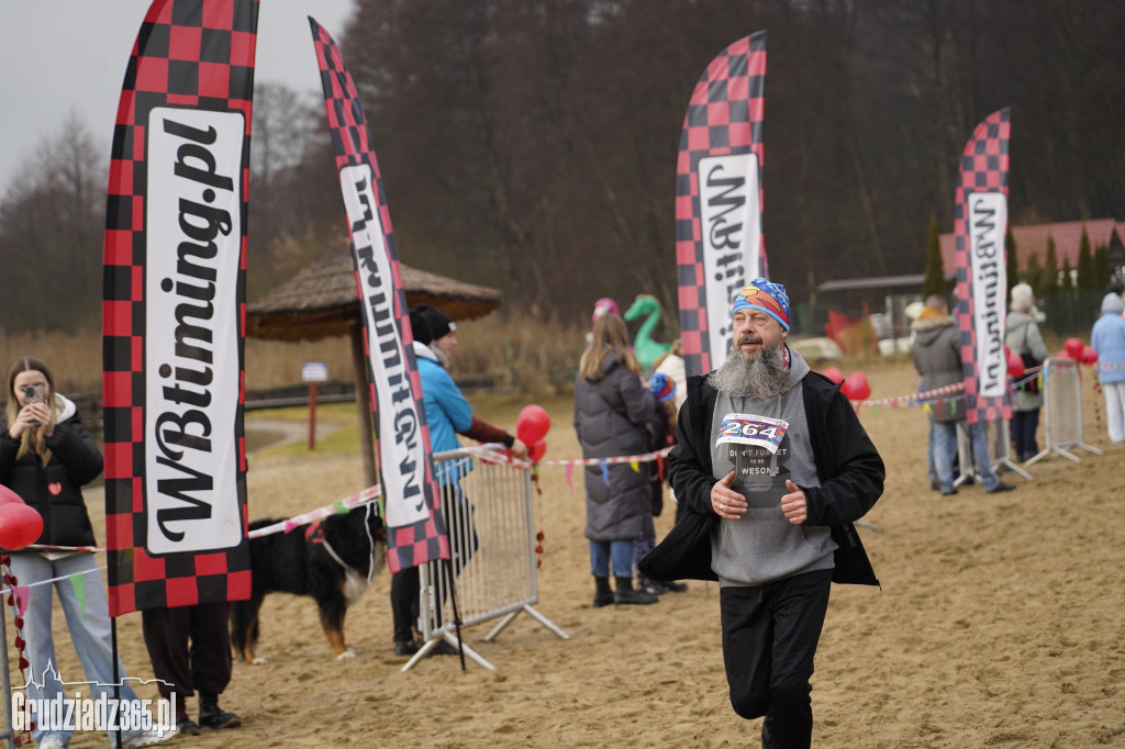 Bieg WOŚP na plaży miejskiej w Rudniku – relacja