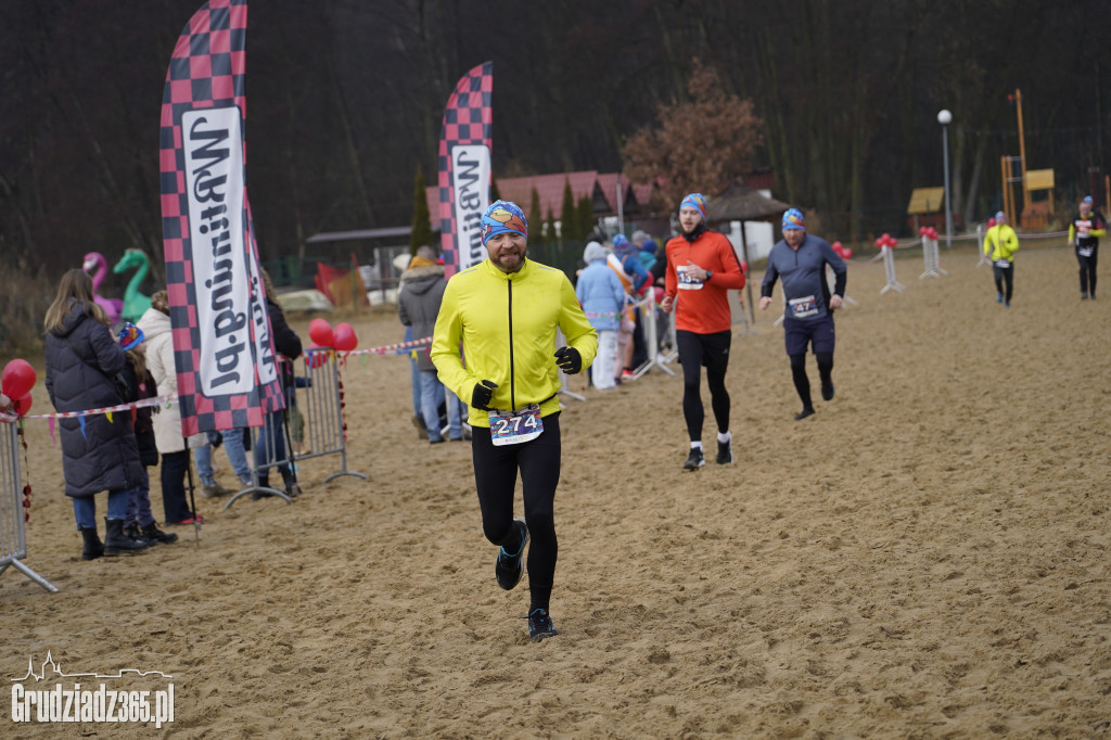 Bieg WOŚP na plaży miejskiej w Rudniku – relacja