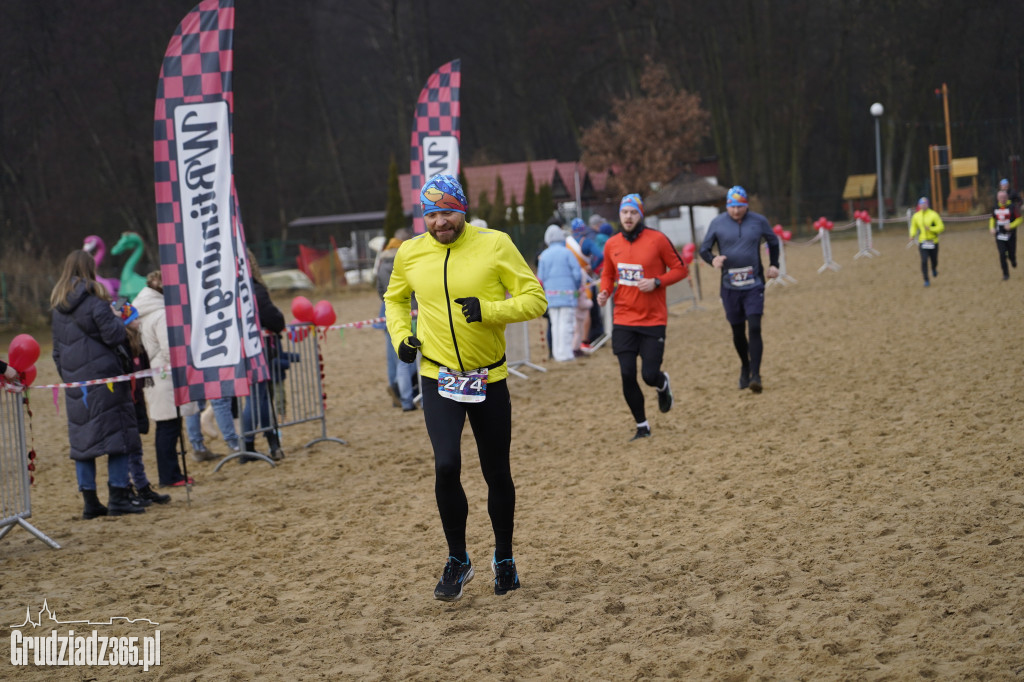 Bieg WOŚP na plaży miejskiej w Rudniku – relacja