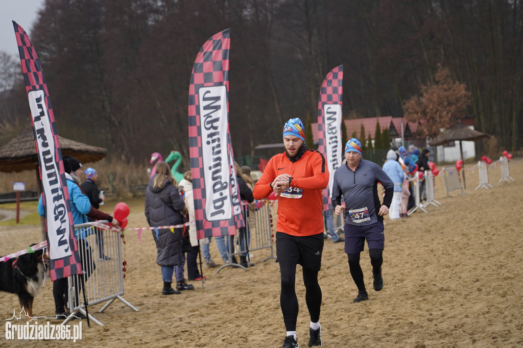 Bieg WOŚP na plaży miejskiej w Rudniku – relacja