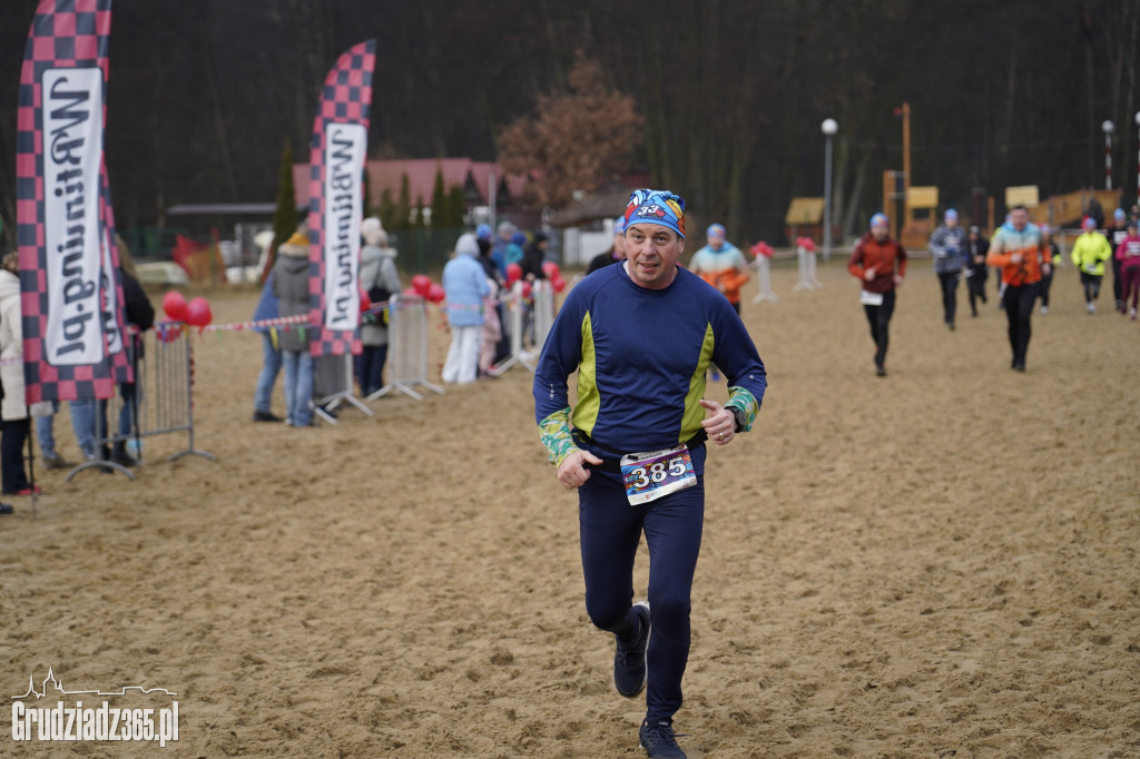 Bieg WOŚP na plaży miejskiej w Rudniku – relacja