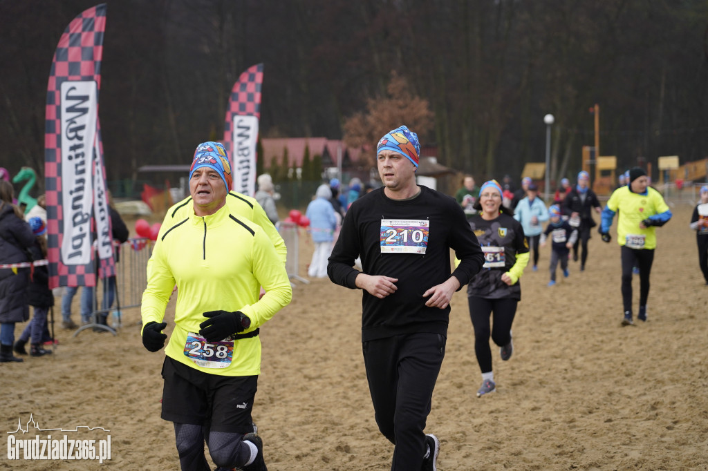 Bieg WOŚP na plaży miejskiej w Rudniku – relacja