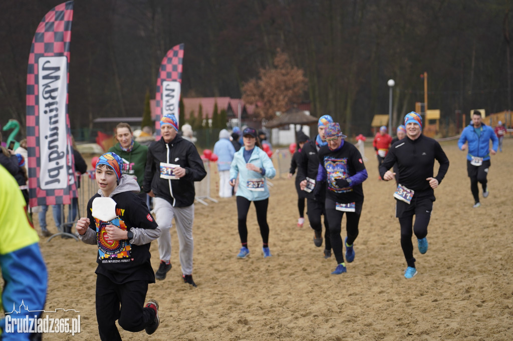 Bieg WOŚP na plaży miejskiej w Rudniku – relacja