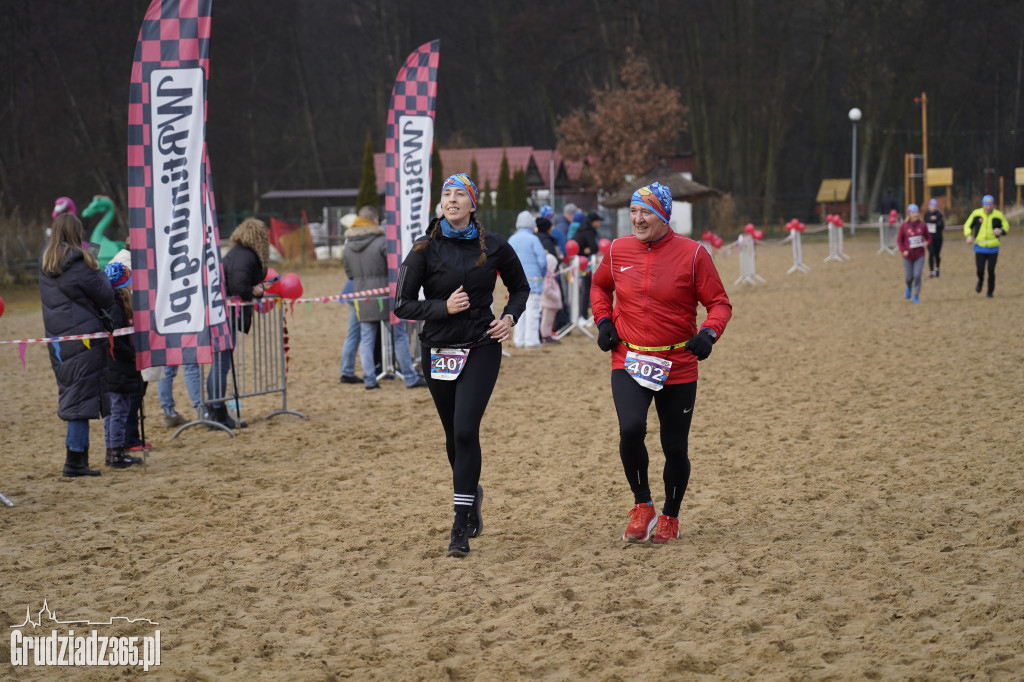 Bieg WOŚP na plaży miejskiej w Rudniku – relacja