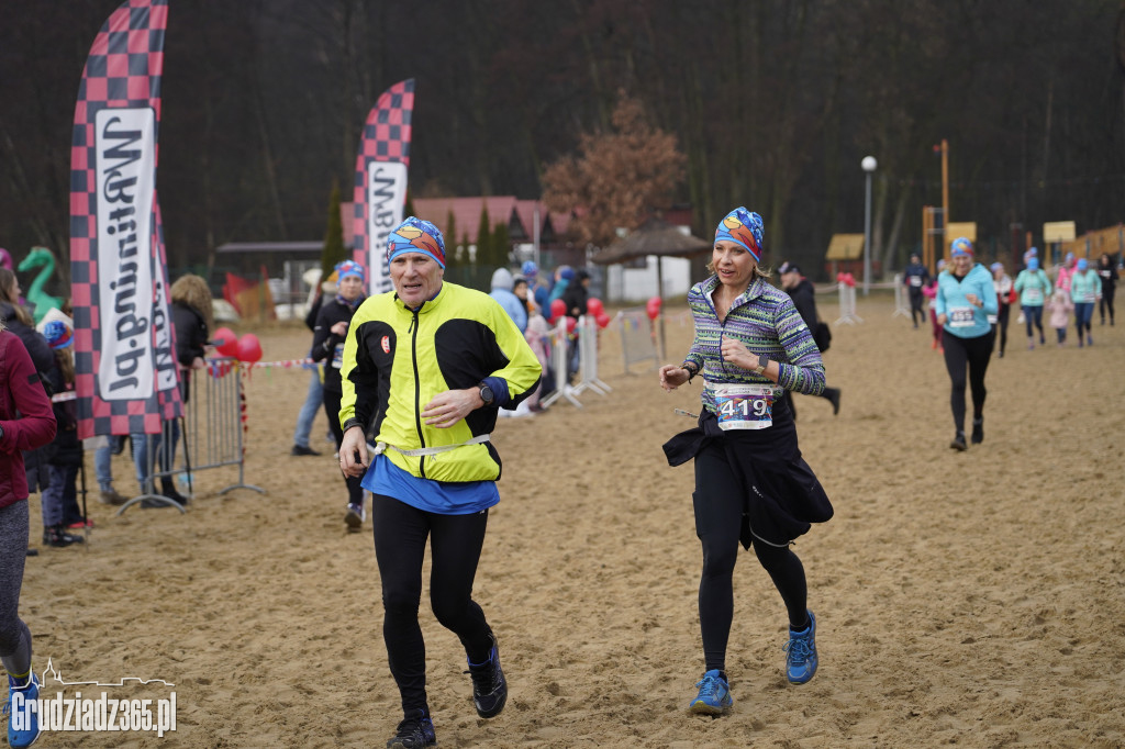 Bieg WOŚP na plaży miejskiej w Rudniku – relacja