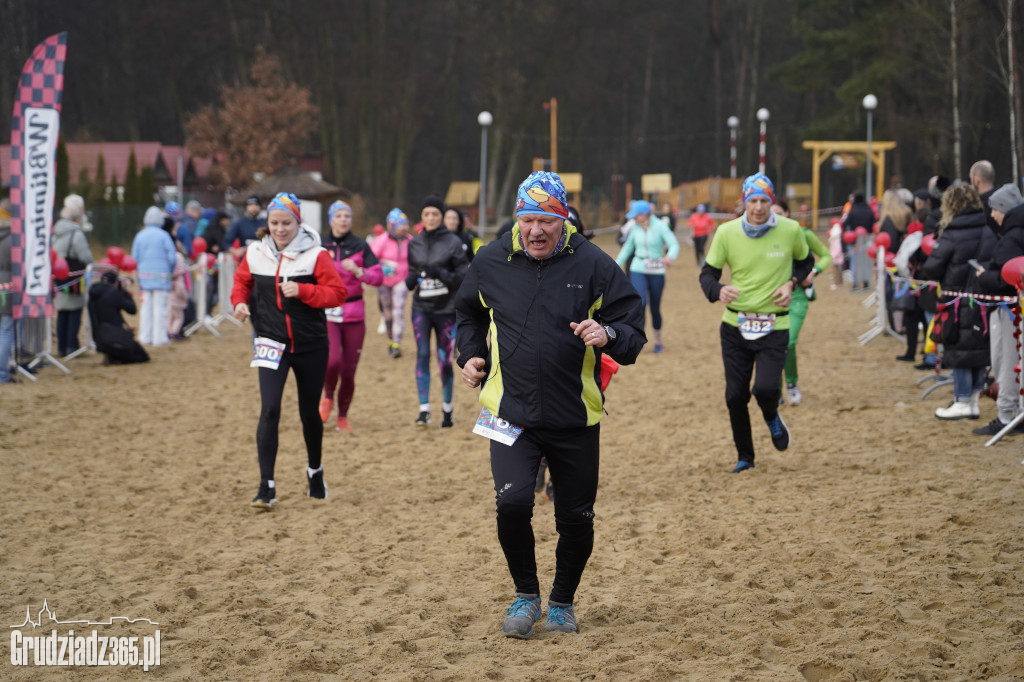 Bieg WOŚP na plaży miejskiej w Rudniku – relacja