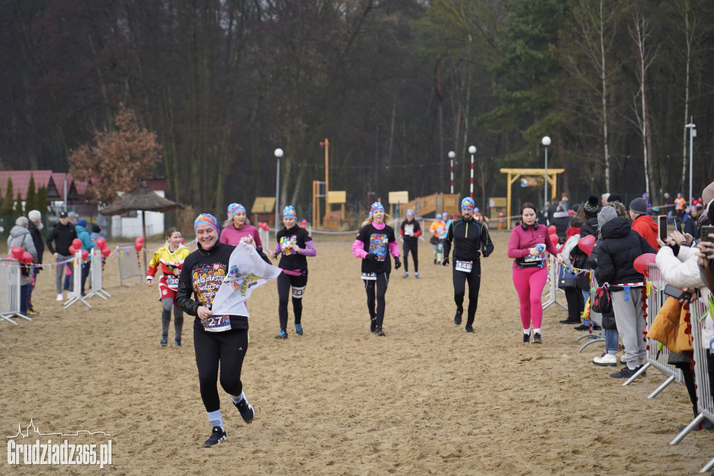 Bieg WOŚP na plaży miejskiej w Rudniku – relacja