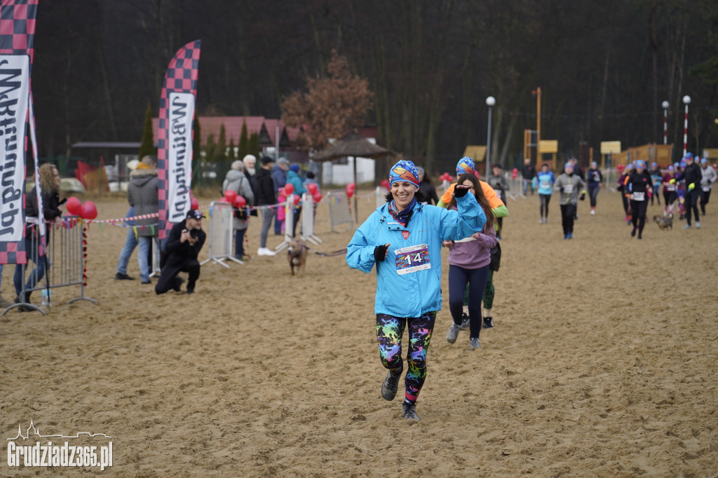 Bieg WOŚP na plaży miejskiej w Rudniku – relacja