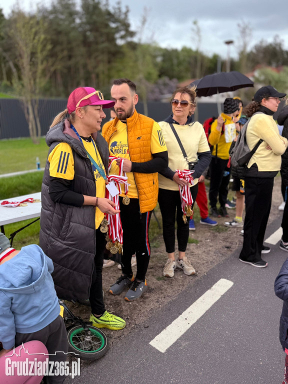 Grudziądz pobiegł dla Wings for Life! Niezwykły wyczyn Dawida w egzoszkielecie