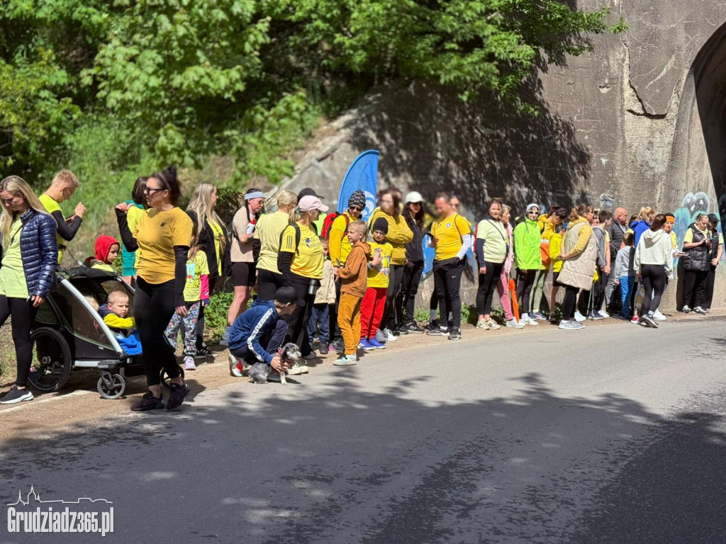 Grudziądz pobiegł dla Wings for Life! Niezwykły wyczyn Dawida w egzoszkielecie