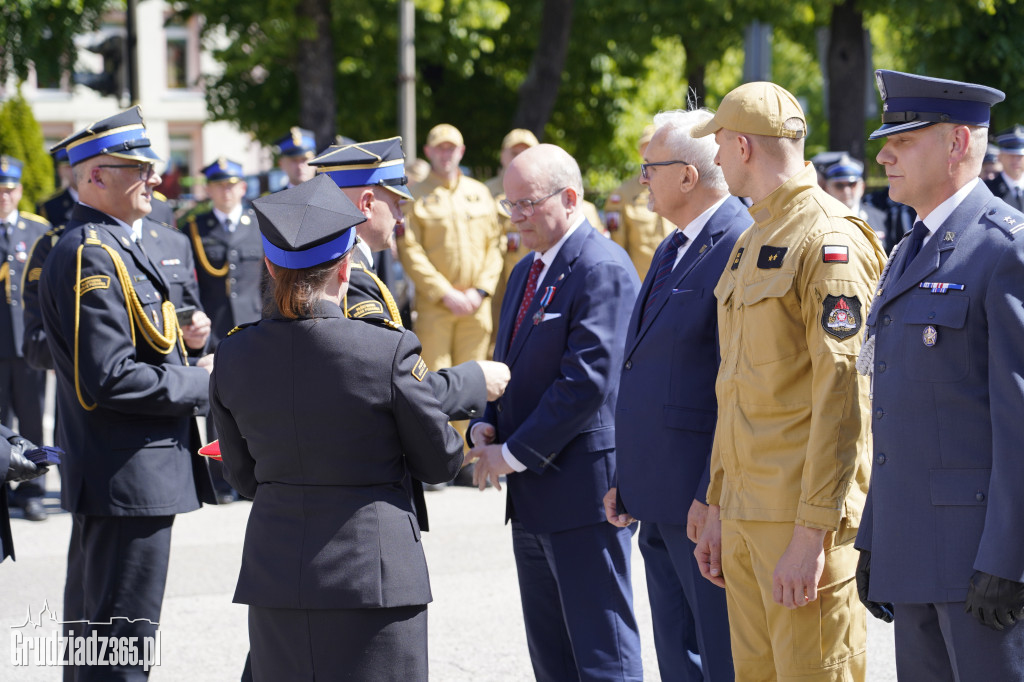 Strażackie Święto w Grudziądzu: odznaczenia, awanse i jubileusze