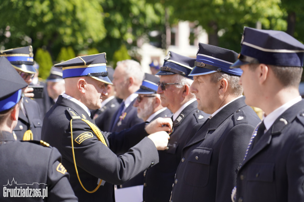 Strażackie Święto w Grudziądzu: odznaczenia, awanse i jubileusze