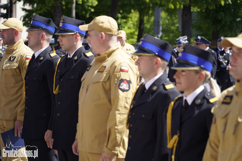 Strażackie Święto w Grudziądzu: odznaczenia, awanse i jubileusze