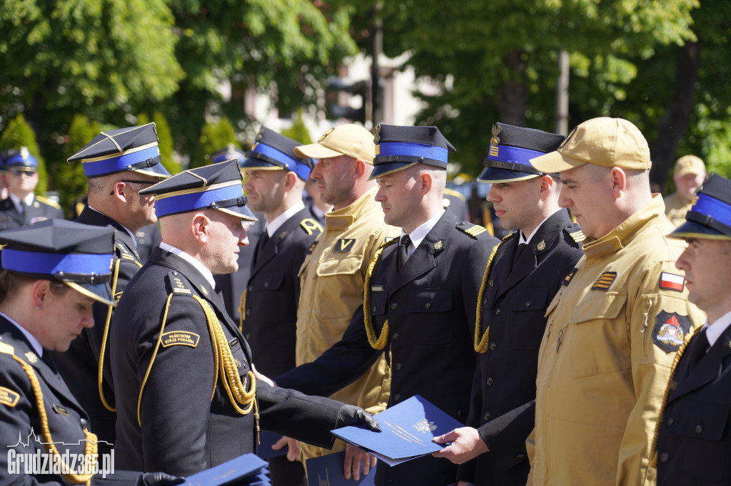 Strażackie Święto w Grudziądzu: odznaczenia, awanse i jubileusze