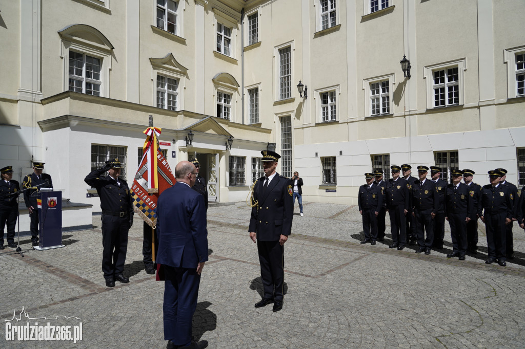 Tomasz Lubiejewski złożył ślubowanie. Nowy Komendant Straży Miejskiej w Grudziądzu