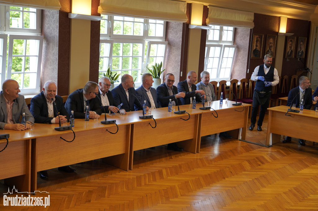 Pracownicy MZK Grudziądz odebrali medale za długoletnią pracę