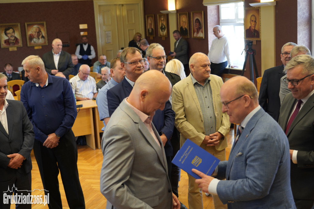 Pracownicy MZK Grudziądz odebrali medale za długoletnią pracę