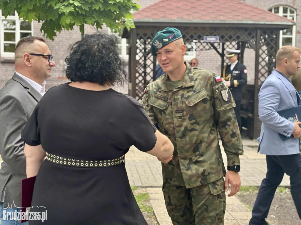 Służyć wiernie Rzeczypospolitej Polskiej – uroczyste ślubowanie kadetów z Grudziądza