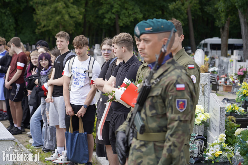 Uroczyste odsłonięcie tablicy pamiątkowej poświęcone Irenie Szydłowskiej