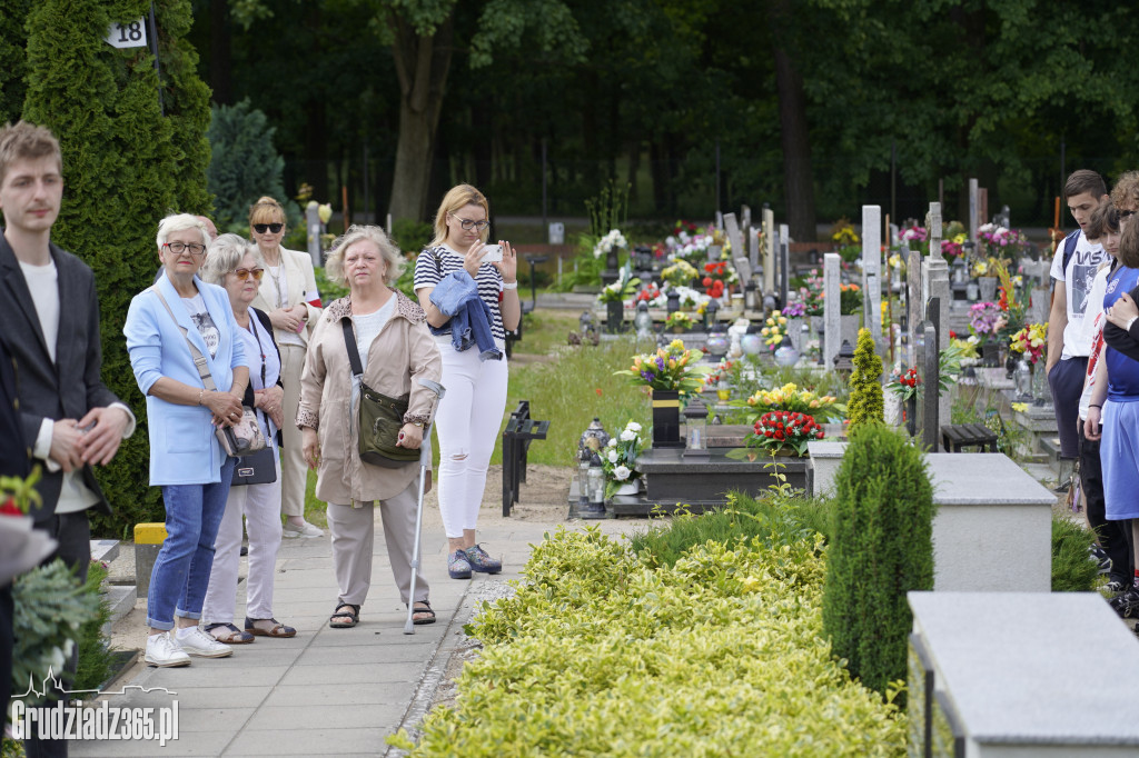 Uroczyste odsłonięcie tablicy pamiątkowej poświęcone Irenie Szydłowskiej