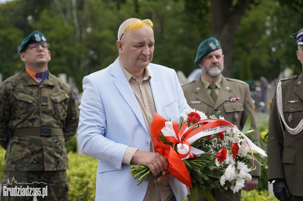 Uroczyste odsłonięcie tablicy pamiątkowej poświęcone Irenie Szydłowskiej