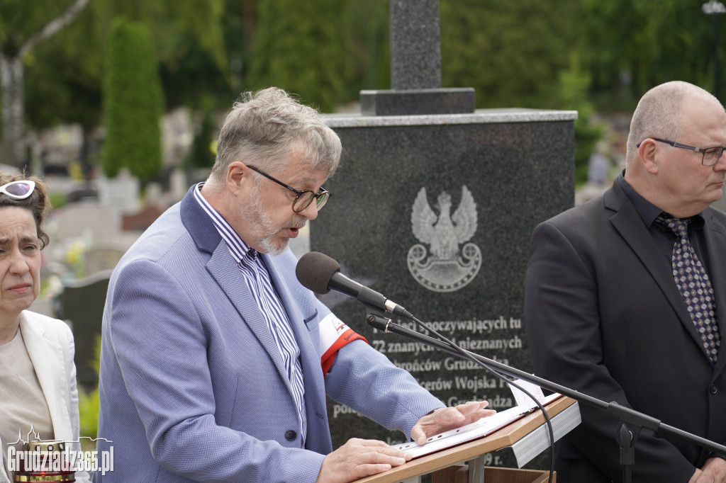 Uroczyste odsłonięcie tablicy pamiątkowej poświęcone Irenie Szydłowskiej