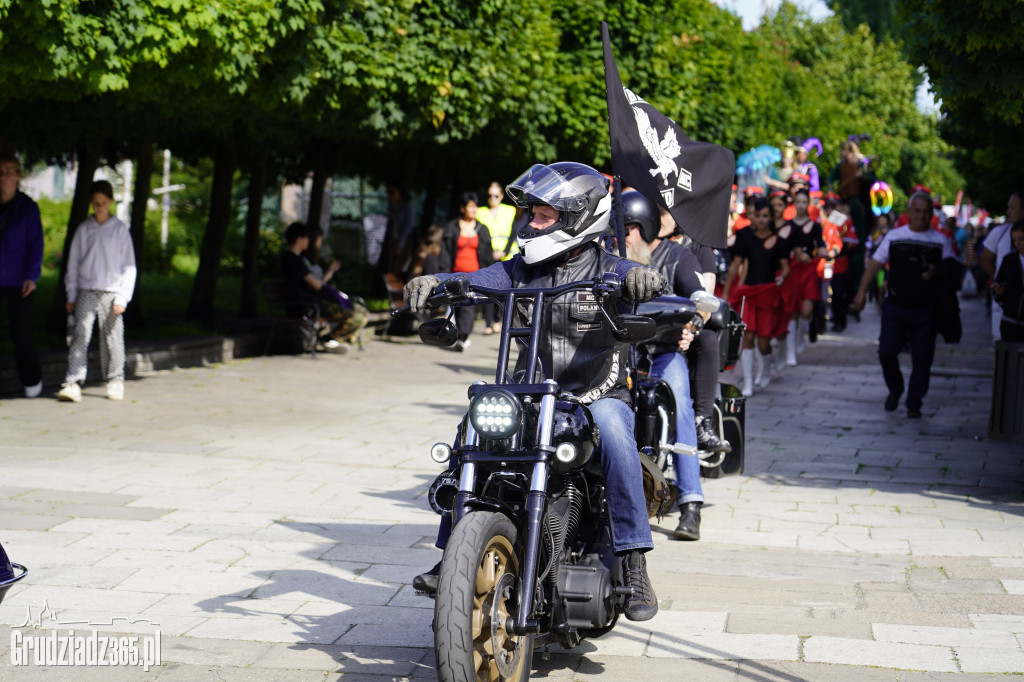 Jarmark Spichrzowy w Grudziądzu - przemarsz mieszkańców na Rynek