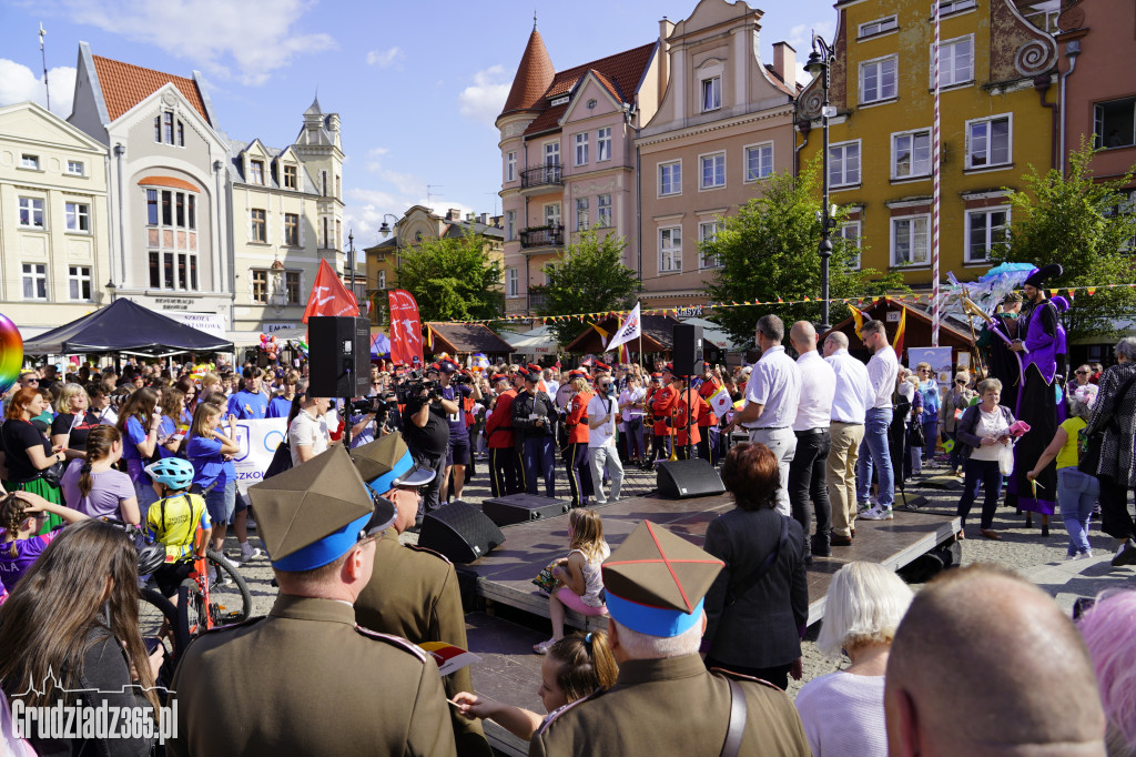 Jarmark Spichrzowy w Grudziądzu - przemarsz mieszkańców na Rynek