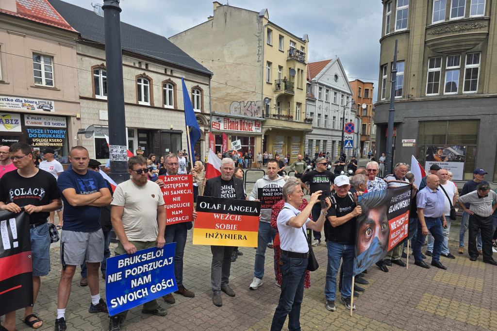 Konfederacja zorganizowała manifestację „Stop Imigracji” w Grudziądzu. „Protest zaniepokojonych obywateli”