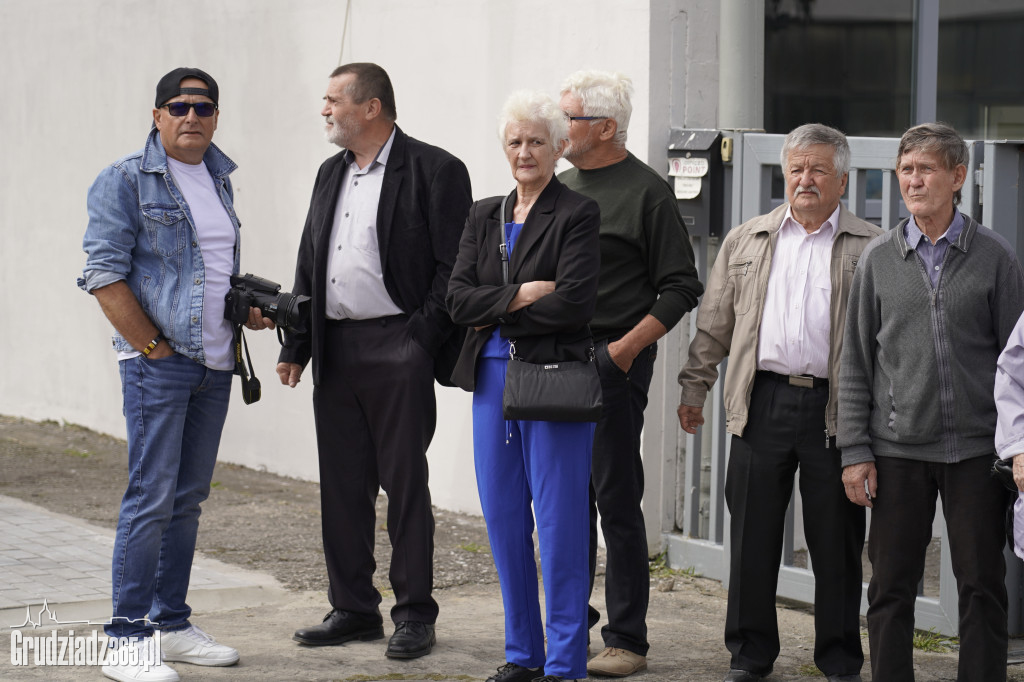 Hołd dla bohaterów Solidarności. W Grudziądzu odsłonięto tablicę w 45. rocznicę zrywu
