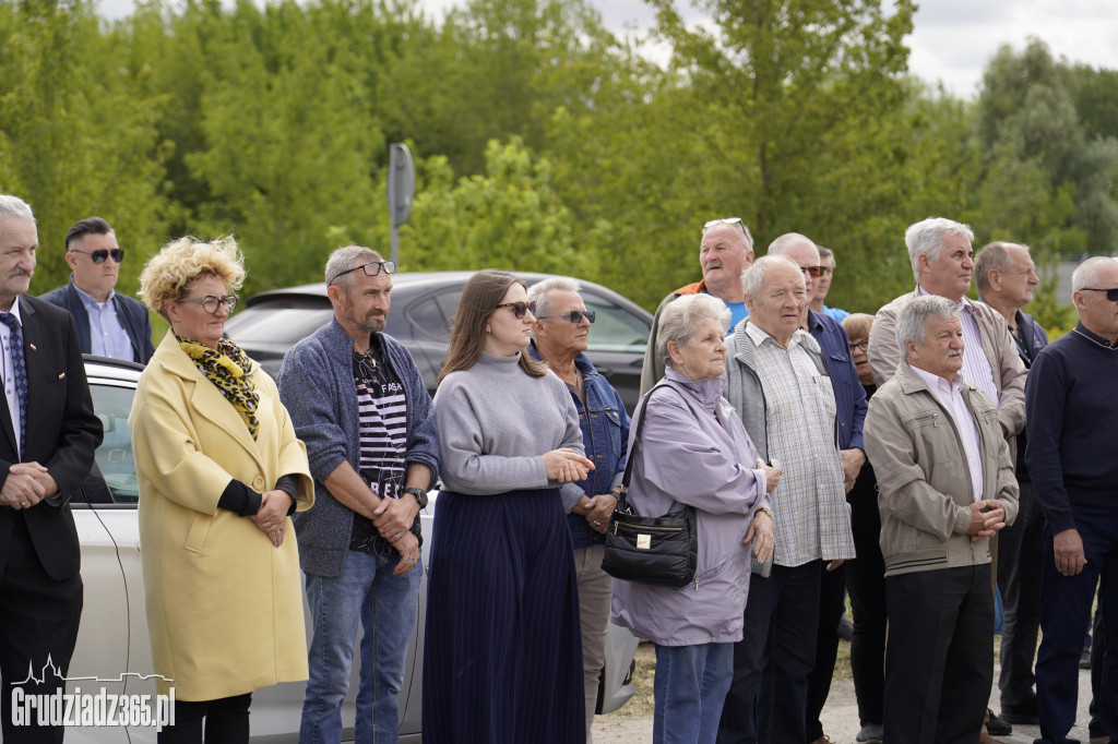 Hołd dla bohaterów Solidarności. W Grudziądzu odsłonięto tablicę w 45. rocznicę zrywu