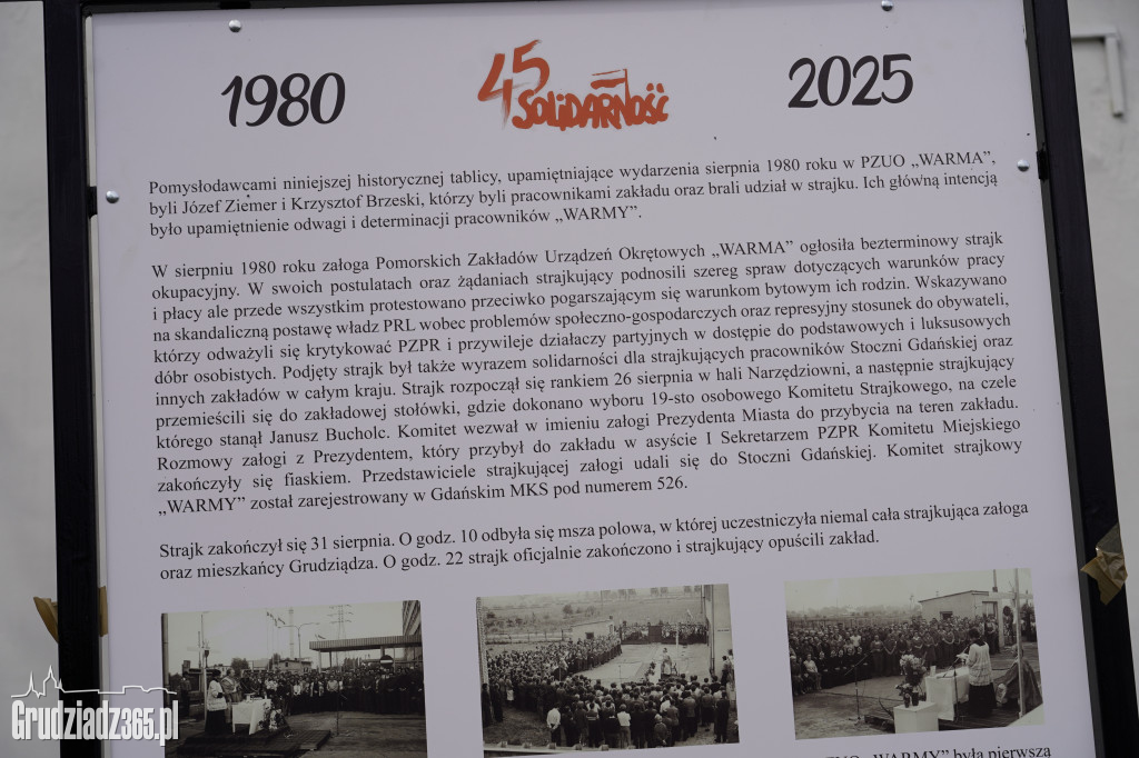 Hołd dla bohaterów Solidarności. W Grudziądzu odsłonięto tablicę w 45. rocznicę zrywu