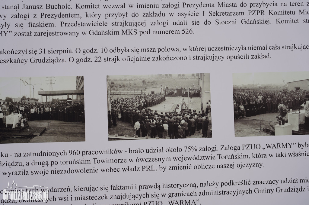 Hołd dla bohaterów Solidarności. W Grudziądzu odsłonięto tablicę w 45. rocznicę zrywu