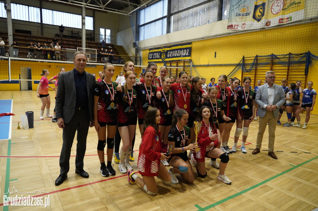 Ogólnopolski Turniej piłki siatkowej - młodziczki