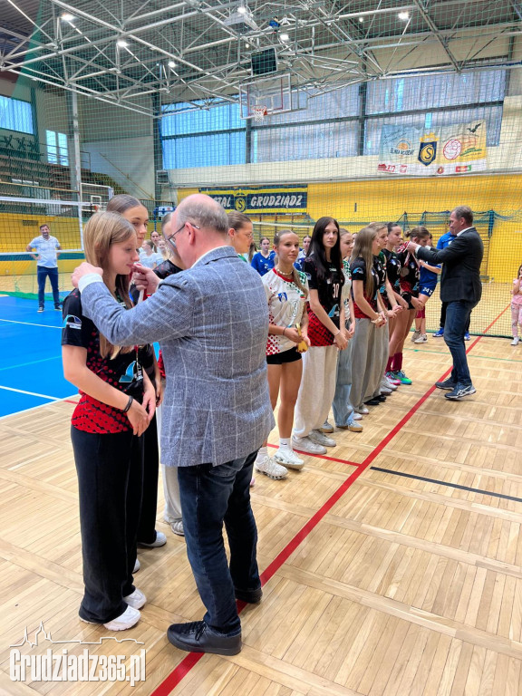 Drugi dzień Ogólnopolskiego Turnieju Piłki Siatkowej na KS Stal Grudziądz