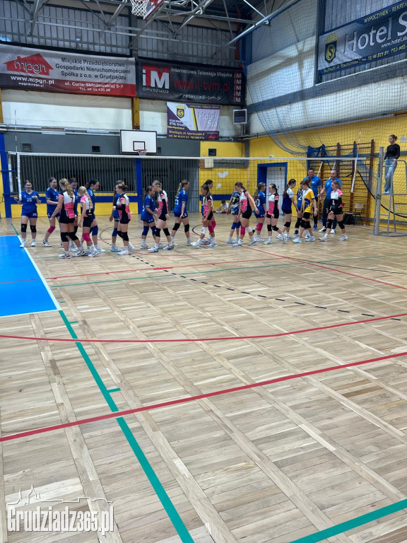 Drugi dzień Ogólnopolskiego Turnieju Piłki Siatkowej na KS Stal Grudziądz