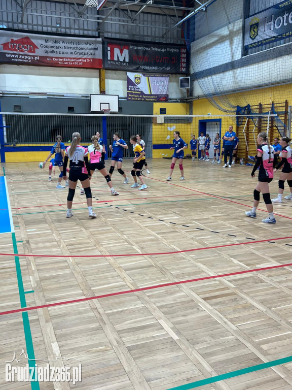 Drugi dzień Ogólnopolskiego Turnieju Piłki Siatkowej na KS Stal Grudziądz