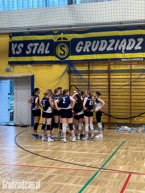 Drugi dzień Ogólnopolskiego Turnieju Piłki Siatkowej na KS Stal Grudziądz