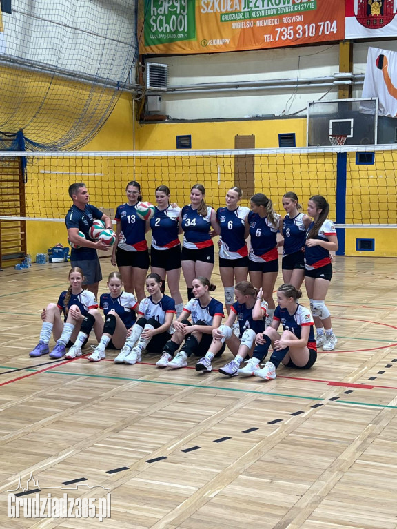Drugi dzień Ogólnopolskiego Turnieju Piłki Siatkowej na KS Stal Grudziądz