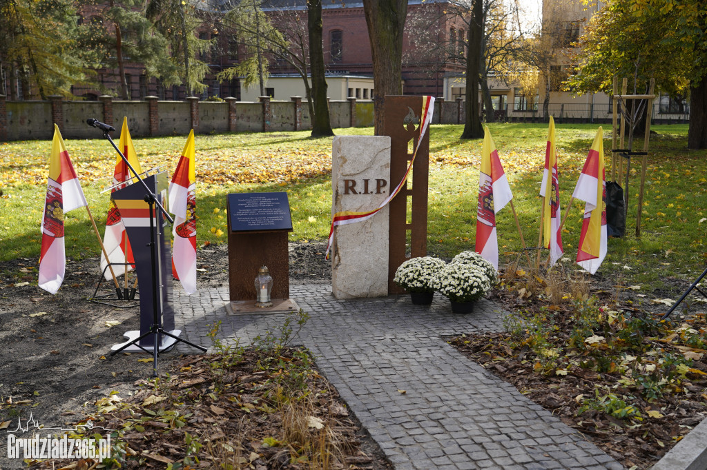 Pamięć przywrócona. Uroczyste odsłonięcie obelisku przy ul. Kosynierów Gdyńskich