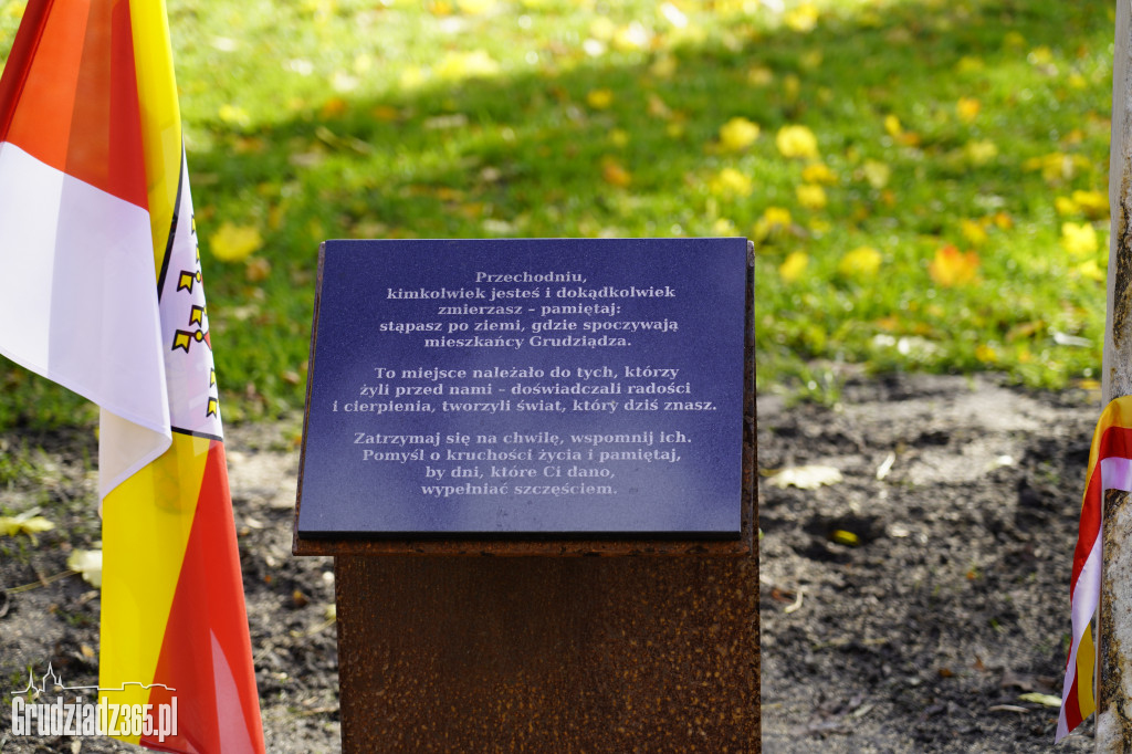 Pamięć przywrócona. Uroczyste odsłonięcie obelisku przy ul. Kosynierów Gdyńskich