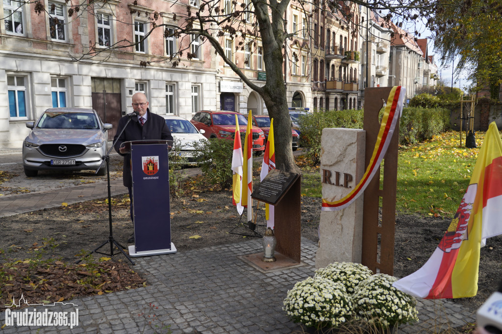 Pamięć przywrócona. Uroczyste odsłonięcie obelisku przy ul. Kosynierów Gdyńskich